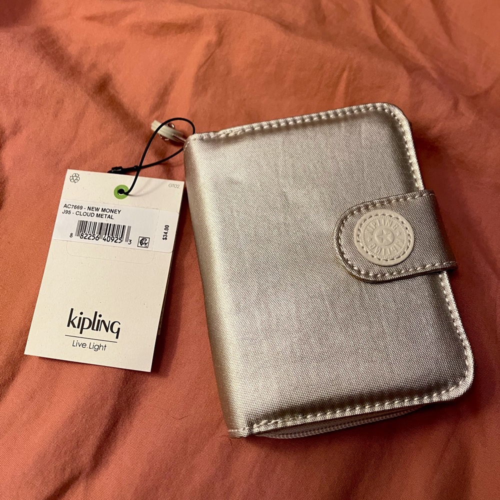 NWT Kipling metallic wallet